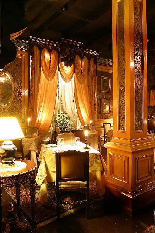 Hotel Pierre Du Calvet Montréal
